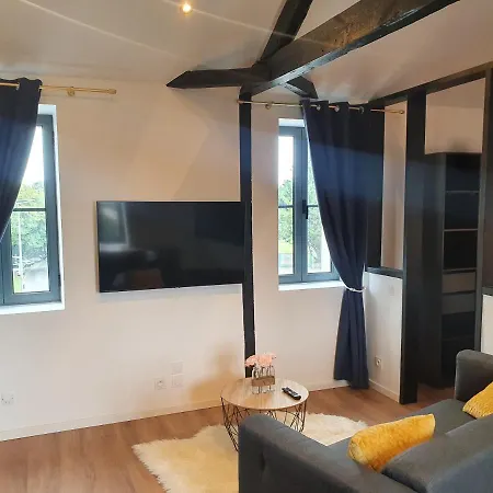 Le Loft De Blossac Lägenhet